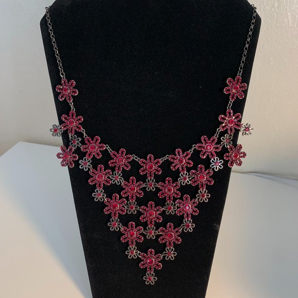 Park Lane Beyond Beautiful Necklace and Earrings Red | Collar y Aretes Rojo - Picture 2 of 2